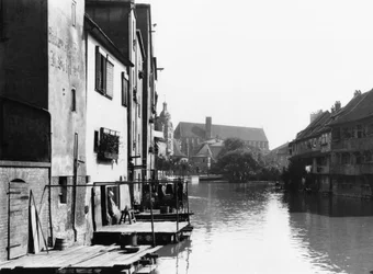Floden Gera vid Erfurt, Thiringia, omkring 1910